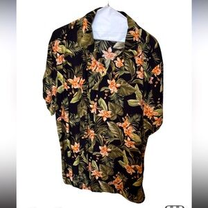 Old Navy Black and Green Lightweight Shirt